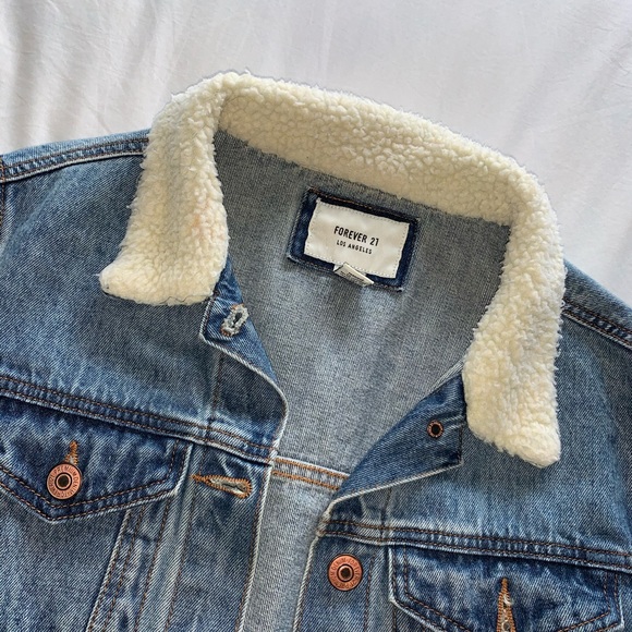 Denim Jacket with Faux Sherpa Lined Collar - Picture 3 of 5